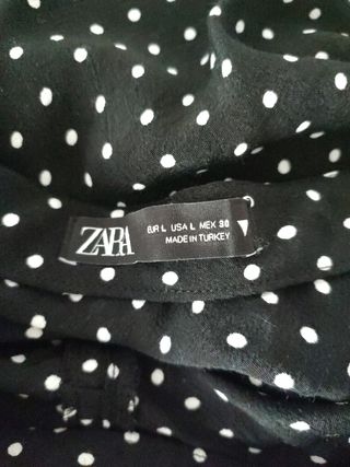 Falda midi de lunares 