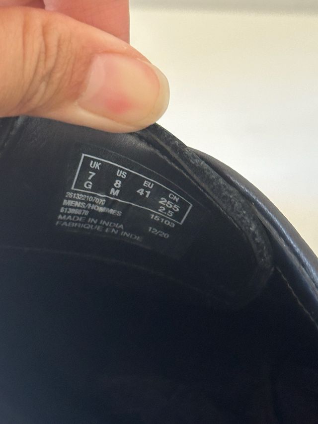 Zapatos Negros Clark