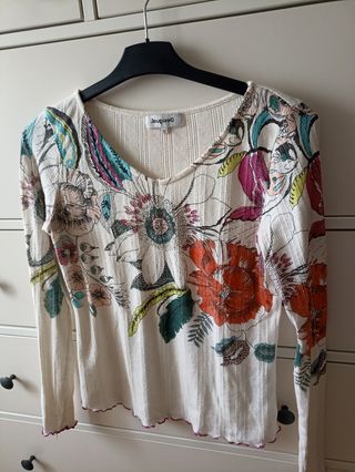 Jersey finito de Desigual
