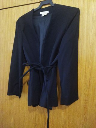 Chaqueta zara talla 38

