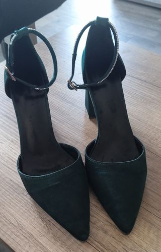 Zapatos de tacón verde 