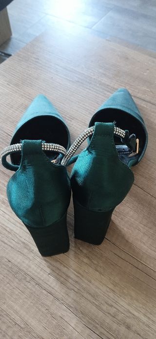 Zapatos de tacón verde 