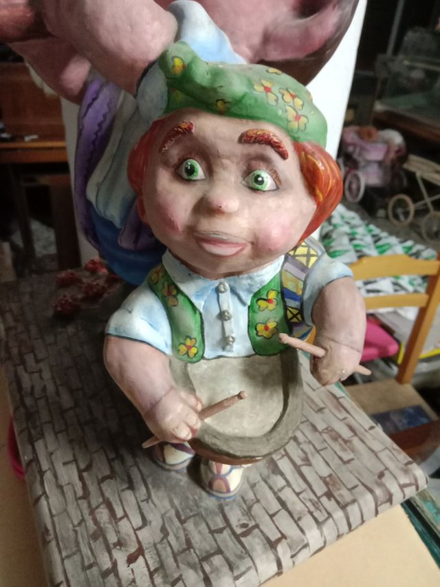 Ninot hogueras de san juan Alicante