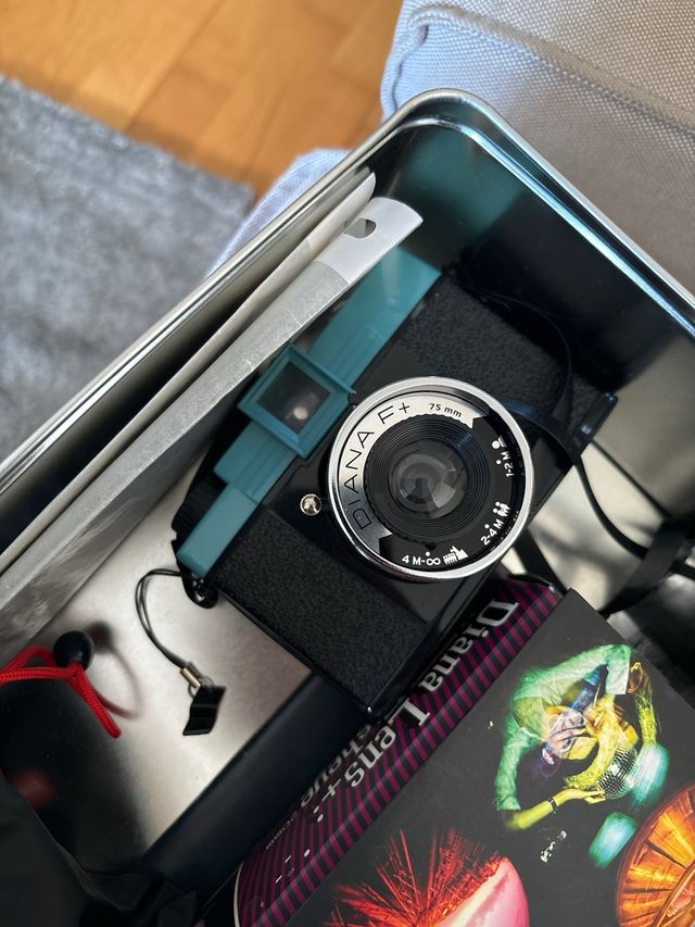 Camara fotos diana con accesorios