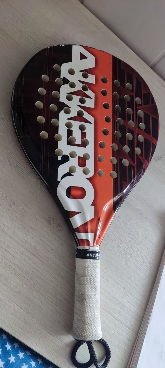 Oferton Pala pádel Akeron Nexus 6 + funda