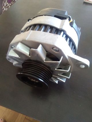 Renault Clio  1.9 Alternador