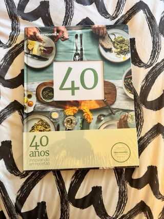 Libro de cocina - 40 años. Themomix 