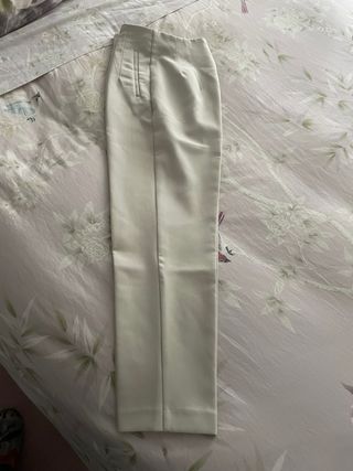Pantalon tiro alto