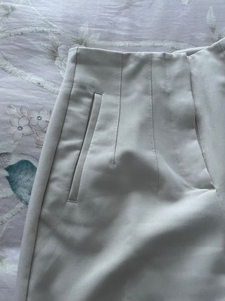 Pantalon tiro alto