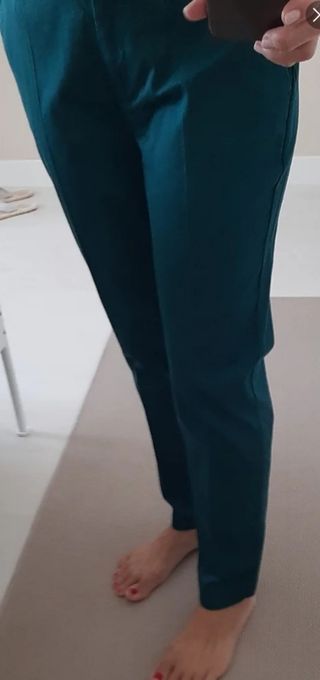 Pantalón de vestir tipo Chino