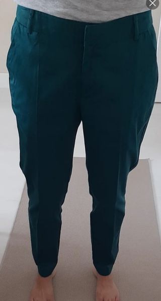 Pantalón de vestir tipo Chino