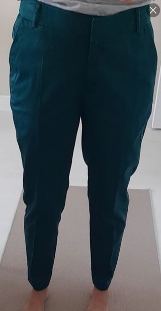 Pantalón de vestir tipo Chino
