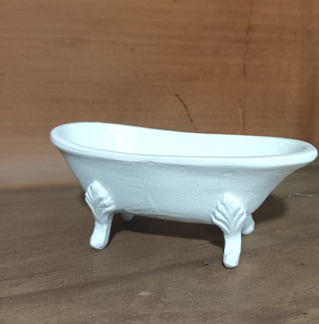 Bañera antigua de hierro miniatura