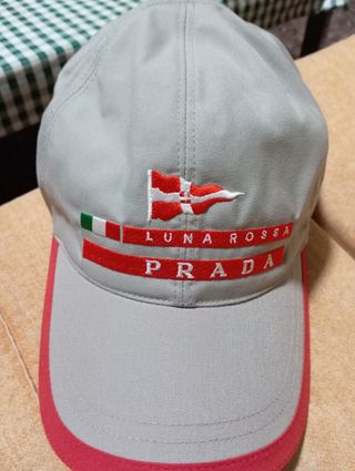 Gorra Luna Rossa Prada