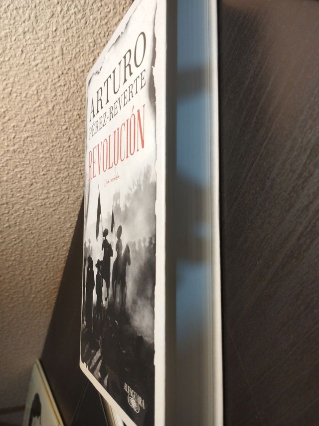 Revolución: Una novela