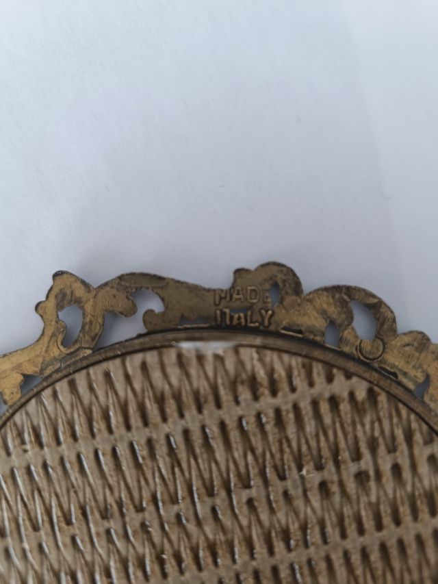 Cuadros ovalados seda