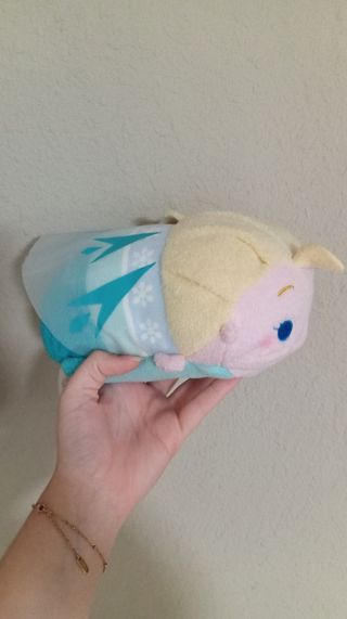 Peluche Tsum Tsum Elsa Suéltalo 