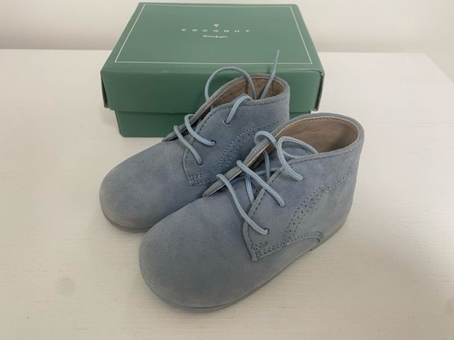 Botas bebé azul celeste talla 21
