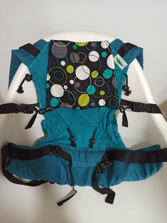 Mochila portabebé ergonómica Buzzidil