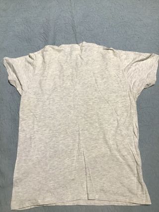 Camiseta Mickey Mouse con gafas vintage.