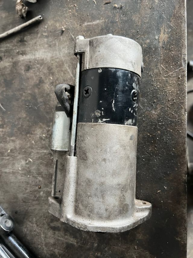 Motor arranque montero 3.2 did