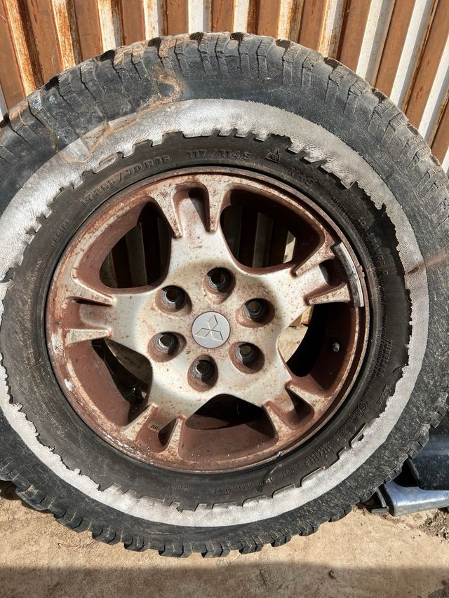 Llantas montero 3.2 did