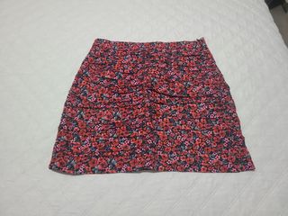 Falda mini drapeada Zara
