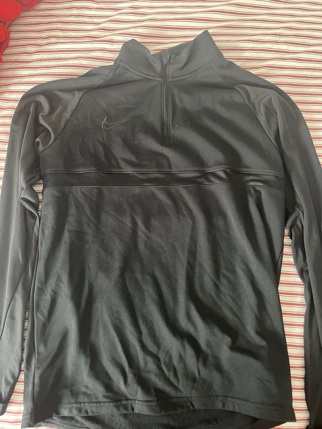 Chaqueta nike negra