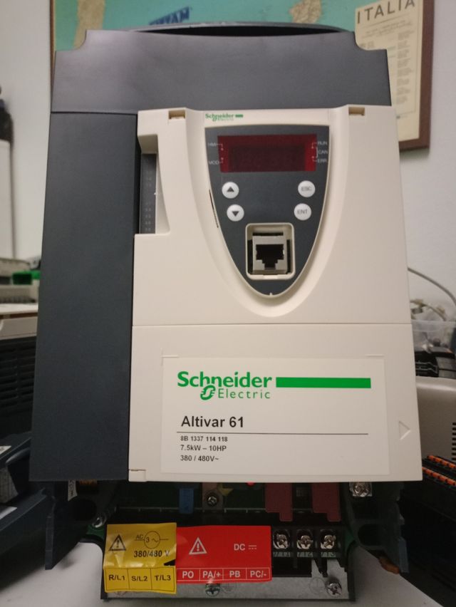 Atv71 atv61 5.5kw 7.5kw altivar