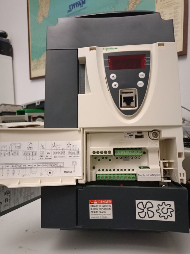 Atv71 atv61 5.5kw 7.5kw altivar