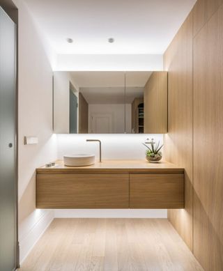 Fuster Carpintero de madera autónomo muebles