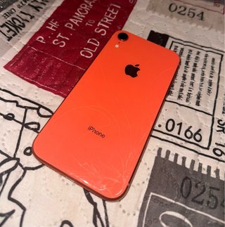 Iphone XR corallo