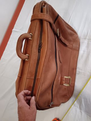 Maleta vintage cuero natural vacuno 