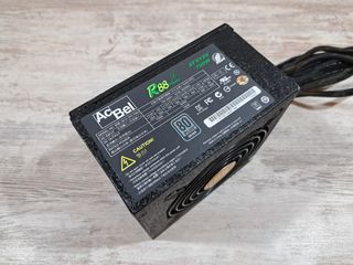 Fuente AcBel PC7063 (700W)