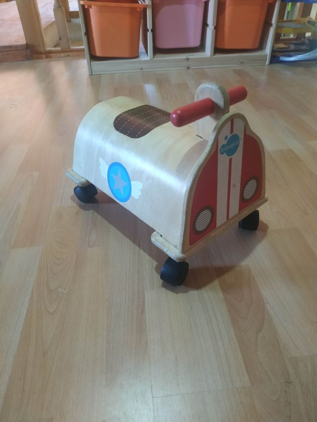 Correpasillos Imaginarium de madera