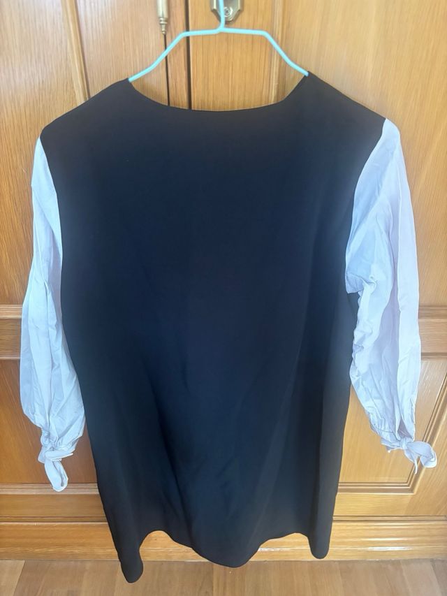 Vestido combinado blanco y negro Zara