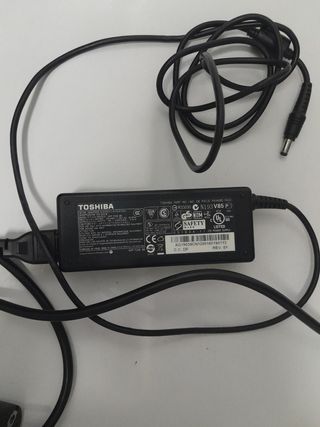 Cargador portátil Toshiba