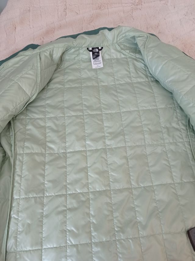 Chaqueta ,cortavientos impermeable