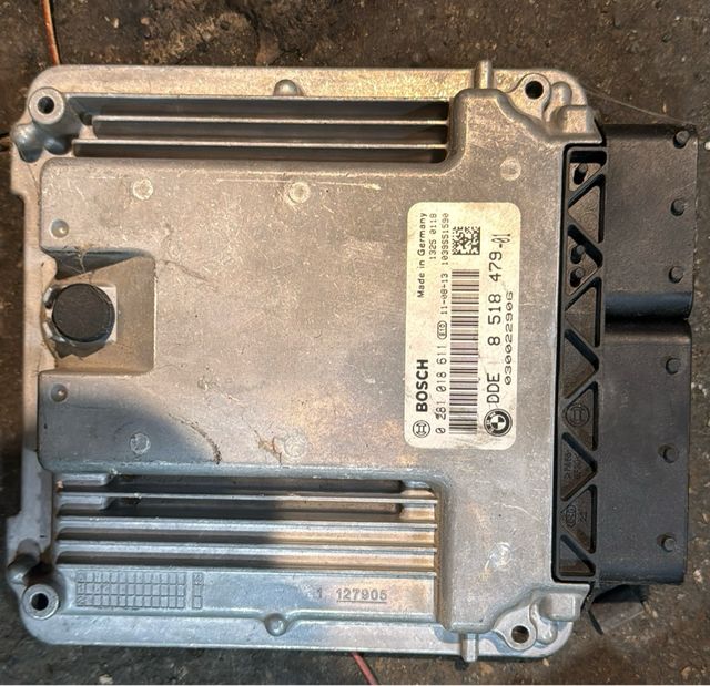 Centralita motor bmw X3 3.0 F25