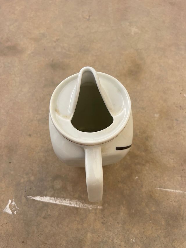 Aceitera de porcelana