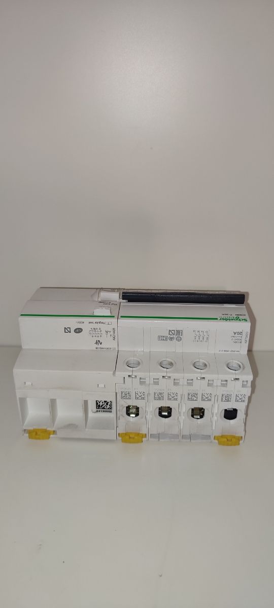 Vigi Schneider 4x20A 300mA