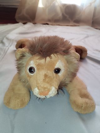 Peluche león