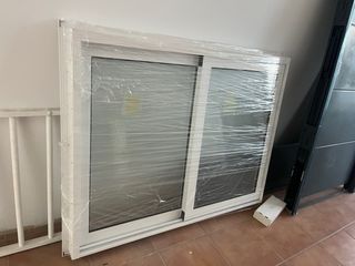 Ventana corredera en color blanco