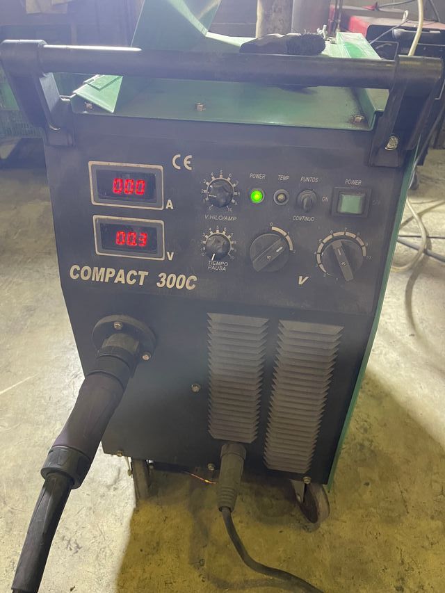 Máquina soldar hilo praxair