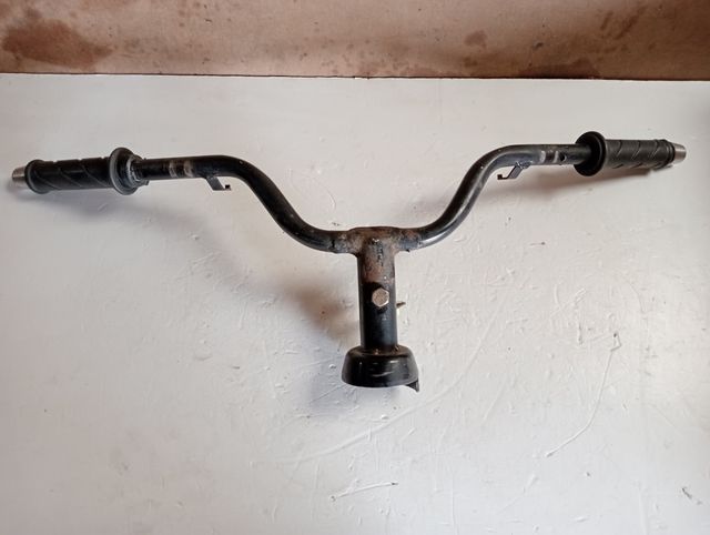 Horquilla y manillar Peugeot Satelis 125