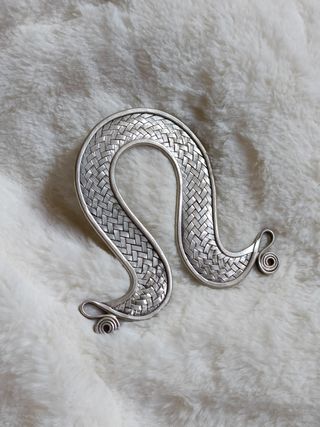 Plata tailandesa colgante artesanal