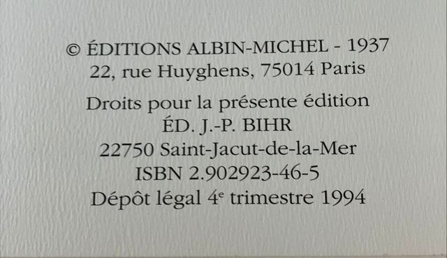 Libro y acuarelas alta calidad