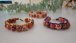 Pulseras hechas a mano