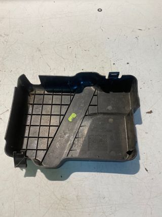 Tapa caja reles Peugeot 308 gt line
