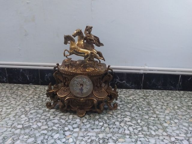 Reloj de mesa de broce